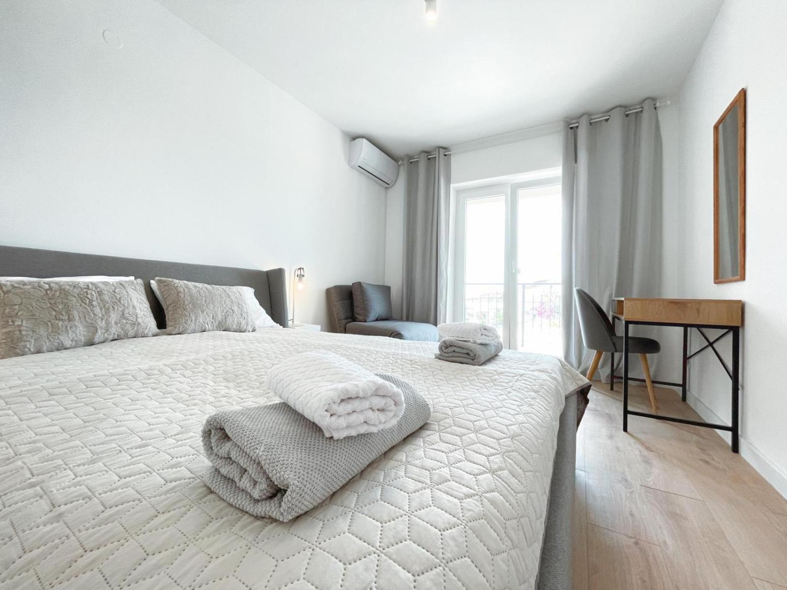 Caramel Comforts With Sea View In Stinjan Only 300 Meters From The Beach بولا المظهر الخارجي الصورة